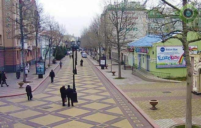 На улице Ленина: Арка