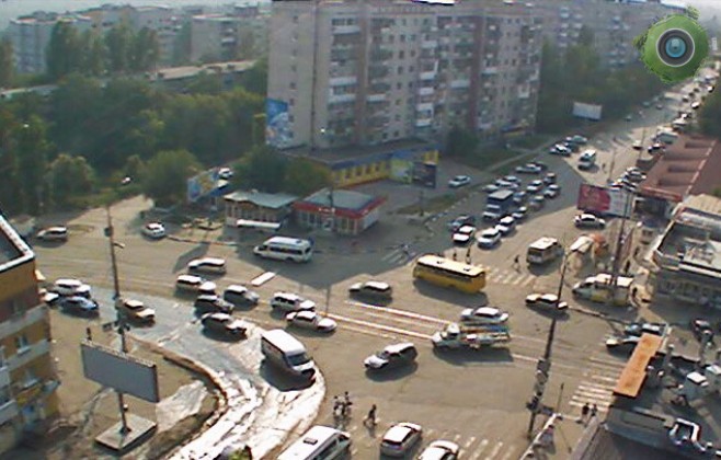 На перекрёстке Танкистов/Навашина