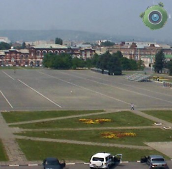 На Театральной площади Саратова