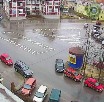 На перекрёстке Ленина — Фридриха Энгельса