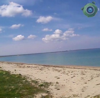 На пляже села Межводное