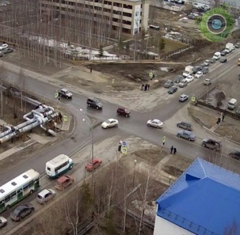 На перекрёстке Кузоваткина - Мира