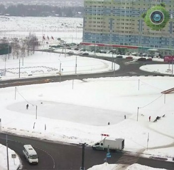 С видом на Чароитовую улицу в районе Новые Ватутинки