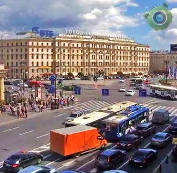 На Площади Восстания в Санкт-Петербурге