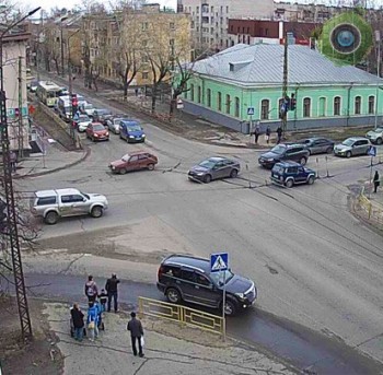 На перекрёстке Невского — Правды