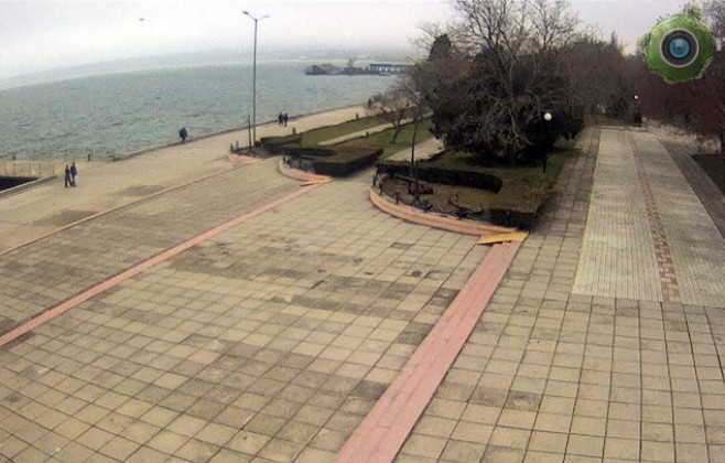 На набережной Керчи