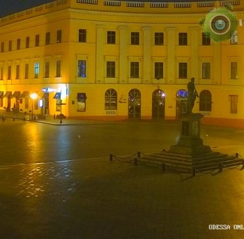 ДЮК справа