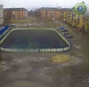 Открытая хоккейная площадка