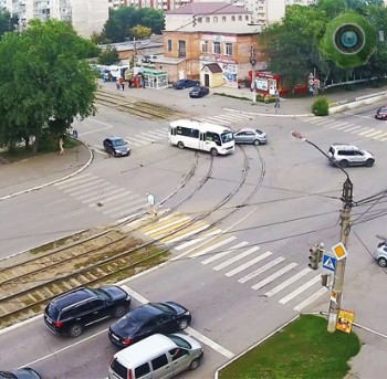 На перекрёстке Васильева/Мартьянова