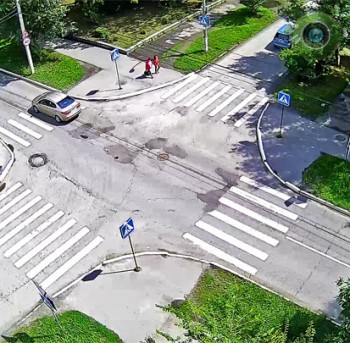 На перекрёстке Воинов-Интернационалистов/Дружный