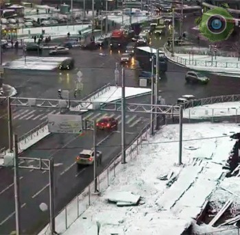 На Комендантской площади, Санкт-Петербург