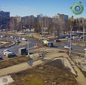 Перекрёсток б-р Строителей - пр. Химиков