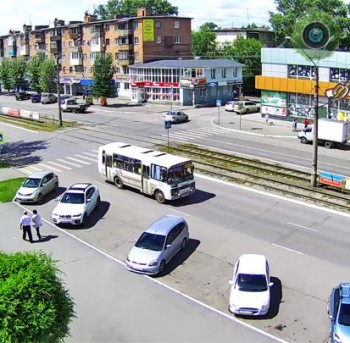 На перекрёстке Васильева/Липового в Бийске